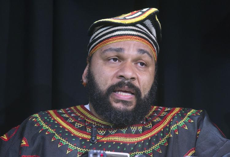Afvist. 46-årige Dieudonne M'Bala M'Bala kan ikke rejse ind i Storbritannien. 