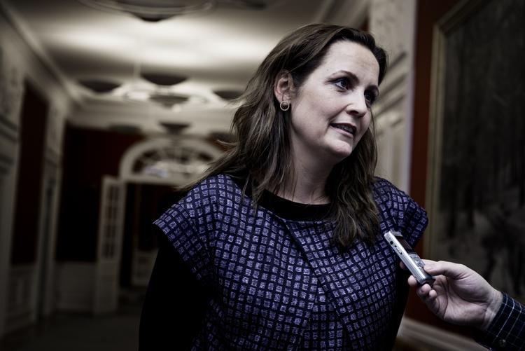Fremtid. Pia Olsen Dyhr overvejer stadig om hun skal gå efter formandsposten i SF. Men gør hun det ikke, kan hun sagtens se Jonas Dahl som ny formand for det kriseramte parti. 