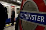 Aflysninger. Strejken i Londons undergrund indledes klokken 21 tirsdag aften og vil vare til torsdag aften. 