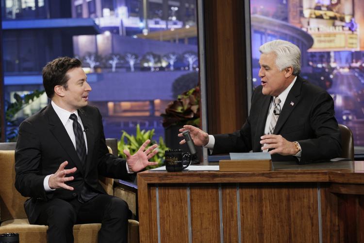Generationskifte. Jay Lenos 'arvtager' Jimmy Fallon gæstede The Tonight Show i mandags. 