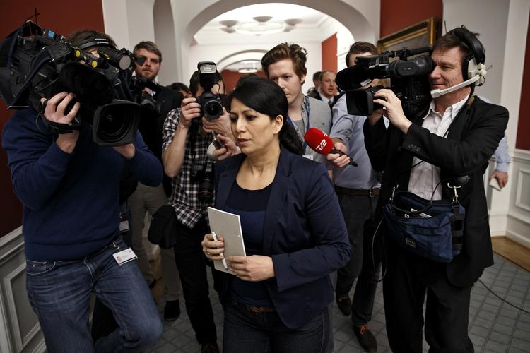Formand.  SF's sundhedsordfører, Özlem Cekic, som tidligere har kritiseret den linje partiet slog ind på i forbindelse med regerinsngsamarbejdet, har erklæret sin »fulde opbakning« til Pia Olsen Dyhr. - Foto: 
