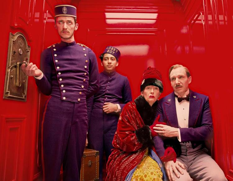 Dekadence. Instruktøren Wes Andersons film 'The Grand Budapest Hotel' åbnede i går Berlinalen og slog filmfestivalens to store temaer an. 