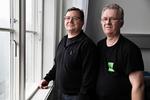FAMILIEPROJEKT. Philip (th) og Michael Nørvig fik begge testet fasteblodsukkeret. Philips var forhøjet, og han prøver ved hjælp af motion at blive rask igen. Michael slap med skrækken, men er begyndt at ro jævnligt. 