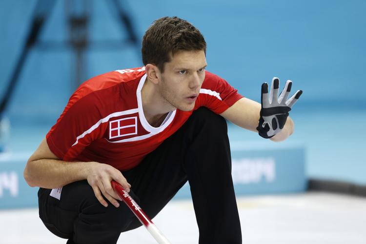 DEBUTANT. Når Danmark for tredje gang deltager i mændenes olympiske curlingturnering er det med debutanten Rasmus Stjerne som skipper. 
