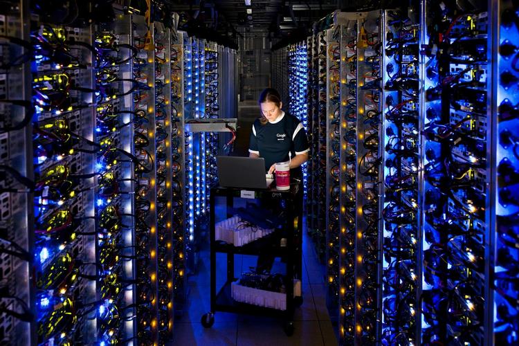 Datamængde. Statistisk raffinerede økonomer er nu så efterspurgte, at virksomheder mærker begyndende mangel på dem. Årsagen er big data. 