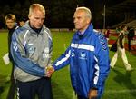 Tommy og Richard Møller Nielsen - far og søn - træner for henholdsvis B1909 og Kolding mødtes i 2 division. Efter en underholdende kamp løb B1909 af med en sejr på 4-2.  Tommy Møller Nielsen og Richard Møller Nielsen giver hinanden hånden efter kampen. 