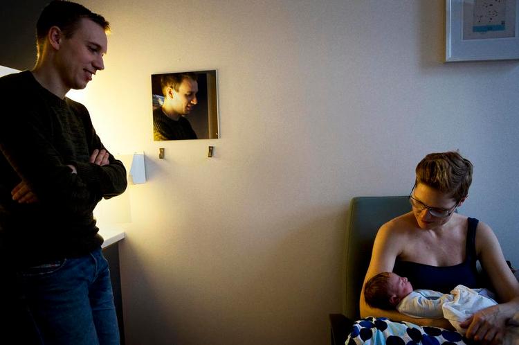 nyfødt. På Rigshospitalets barselshotel tages der vare på en lille del af de godt 55.000 børn, der fødes hvert år i Danmark 