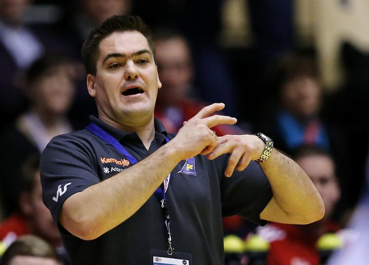 Debutant. I den første kamp under den nye træner islandske landstræner Aron Kristjansson vandt KIF Kolding København Champions League-opgøret ude mod polske Wisla Plock med 26-25. 