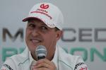 ULYKKE. Michael Schumacher er fortsat ved at vågne fra det kunstige koma, han blev lagt i efter en voldsom skiulykke. 