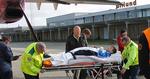 Knæk. Kommer man galt af sted på ski, kan det ende med en tur hjem i ambulancefly. 