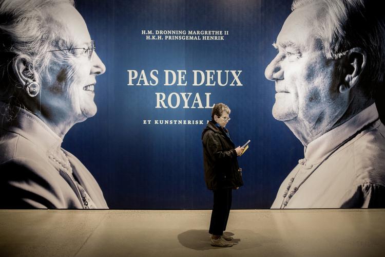 Varmt. I 2013 var der over 568.000 besøgende på ARoS i Aarhus, der bl.a. præsenterede regentparrets udstilling 'Pas de deux Royale'. 