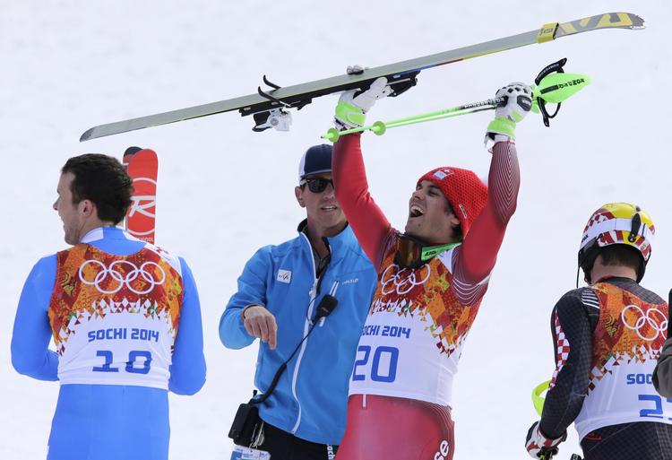 MEDALJEVINDERNE. Et styrtløb efterfulgt af et slalomløb gav medaljer til italieneren Christof innenhofer (tv.), schweizeren Sandro Viletta (i midten) og kroaten Ivica Kostelic (th.). 