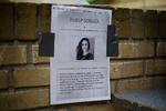 Udvisning. 18-årige Songül Yüksel skal rejse tilbage til Tyrkiet, fordi hun ifølge udlændingemyndighederne ikke er integreret nok. Flere politikere, inklusiv justitsminister Karen Hækkerup (S), vil nu gå ind i sagen for at finde en løsning. 