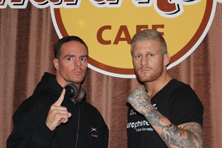 Kampklar. Tony Jeter (tv) har 11 sejre på knockout i karrieren, mens Nielsen (th) 10 gange har slået modstanderen ud før tid. 