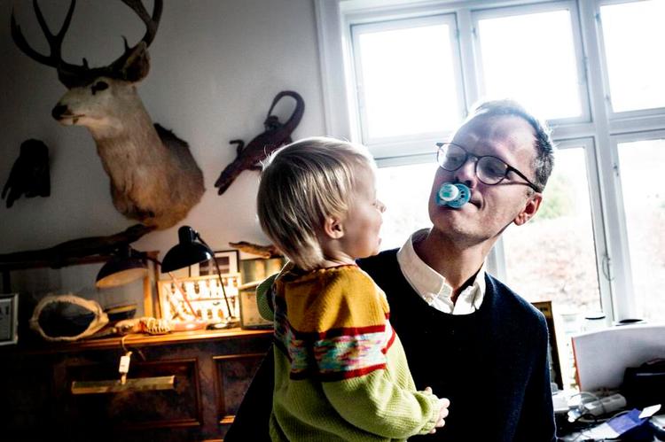Familiefar. Michael Jeppesen blev kendt i den brede befolkning for hans klumme bag på gratisavisen Urban. 