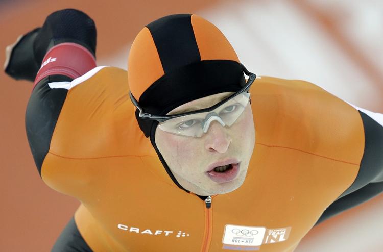 Guldjagt. Sven Kramer satte olympisk rekord på 5.000 meter for lidt over en uge siden. I mellemtiden har de hollandske skøjtelyn været suveræne i hallen: 16 medaljer er det blevet til. 