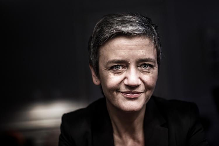 positiv. Margrethe Vestager vil gerne udbyde flere offentlige opgaver, men hun vil ikke lægge sig fast på noget procenttal. 