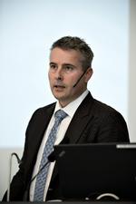 UFORSTÅENDE. Henrik Sass Larsen (S) mener, at diskussionen om konsekvenserne af salget af Nets til et amerikansk konsortium er meget bredere end som så. 