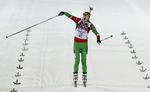 hattrick. Darya Domracheva vinder sin tredje guldmedalje i skiskydning ved OL i Sotji. 