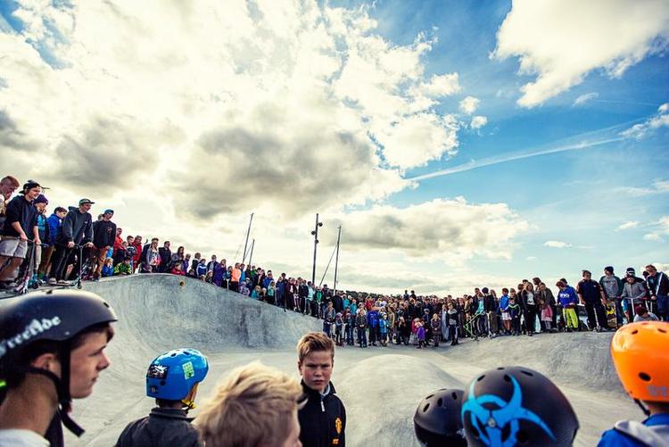 Vilje. Den nyåbnede skaterpark i Lemvig er et godt eksempel på en lokal bevægelse, der skaber konkrete forandringer i byens landskab. 