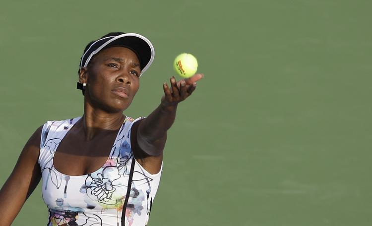 Rutineret. Venus Williams har 44 turneringssejre på samvittigheden og været i en finale i 2014. I Auckland i januar blev det dog til nederlag til Ana Ivanovic, som hun i går slog i Dubai. 