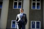 charme. Thomas Borgens norske charme og lune er måske med til at vende den folkelige opfattelse af Danske Bank som stiv og selvhøjtidelig, men spørgsmålet er om charmen er nok til at fjerne en grim mistanke om, at der fifles dybt inde i maskinrummet i forbindelse med prissætning og handel med obligationer. 