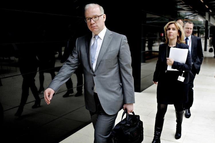 UDSKIFTNING. Med enkelte nik og stiltiende accept blev kapitaltilførslen til Dong Energy i dag vedtaget på en ekstraordinær generalforsamling. Martin Hintze (på billedet) blev samtidig valgt ind i bestyrelsen. 