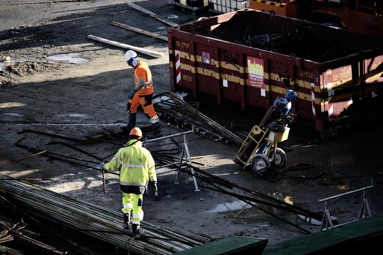 nabopakke. Regeringen forsøger igen i dag at forhandle en nabopakke på plads med forligspartierne bag metrocityringen i København. 