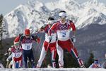 superkvinde. Marit Bjørgen fra Norge fører feltet an i 30 kilometer langrend ved OL i Sotji. 