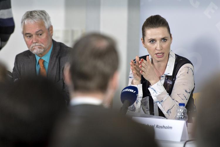 Præsentation. Carsten Koch havde beskæftigelsesminister Mette Frederiksen ved sin side i dag. 