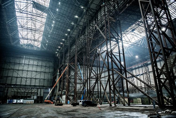 Akut. Projektselskabet ESC 2014, der står for at klargøre B&amp;W Hallerne, så de er klar til den store musikkonkurrence i maj, har bedt om akut økonomisk hjælp. Og fået den. 