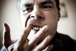 Kontroversielt. Det er ikke udbredt herhjemme, men tilhængerne af snus vil nødigt undvære det. 
