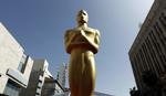 AFSTEMNING Akademiets medlemmer har stemt, og lige nu bliver det gjort op, hvem der skal have Oscar-statuetter med hjem på søndag. 