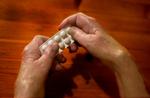 forkert. Hver 14. patient, der blev sendt hjem fra sygehuset med en særlig medicin, fik den forkerte med i 2012, viser en undersøgelse. 