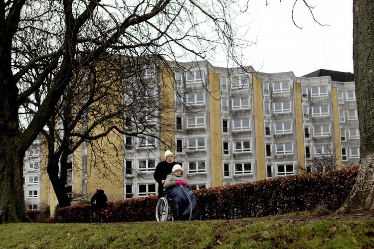 frygt. Flere år med fyresedler har sået en frygt blandt de offentlige ansatte medlemmer af FOA. Hver anden tror, det bliver svært at finde et nyt job, hvis de ryger ud. 