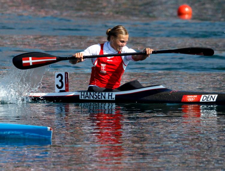 innovation. Henriette Engel Hansen, der her ses i aktion ved OL i London, er glad for det nye fokus på damekajak. 