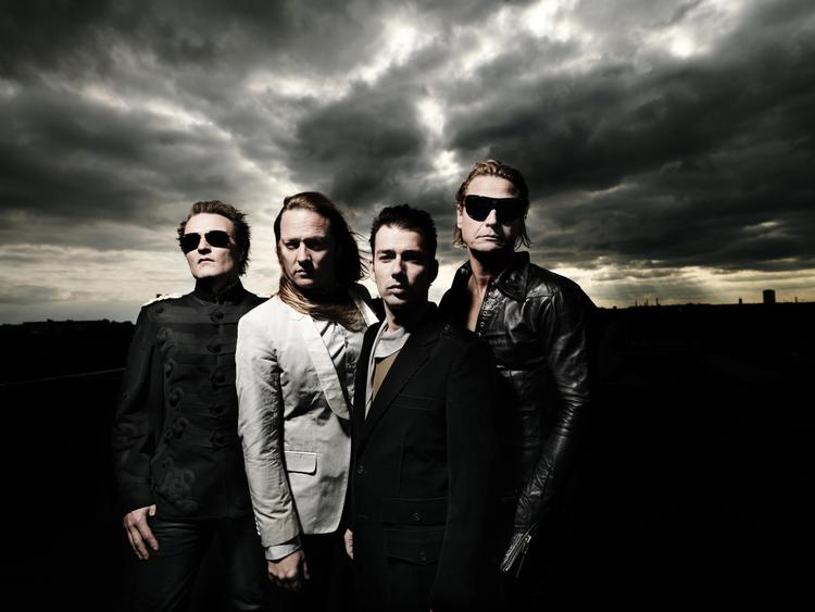 Chance. D-A-D inviterer et ukendt band til opvarmning på scenen. 