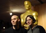 DAGBOG. Den Oscar-nominerede dansker Signe Byrge Sørensen, er overvældet af Hollwood. Hun skriver dagbog op til oscarawarden, hvor hun er nomineret med Joshua Oppenheimer (tv.) for dokumentaren 'The Act of Killing'. 
