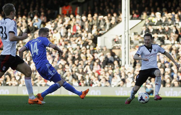 Klasse. Andre Schürrle var sammen med arkitekten Eden Hazard den store oplevelse efter pausen. 