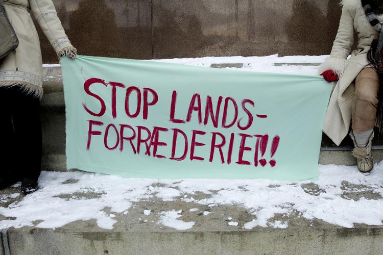 Blodrus. De seneste års folkelige opstande har næret en revolutionsromantisk forestilling om store forsamlinger af mennesker som mere sand og mere demokratisk end politikerne. 