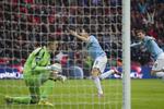 2-1. Med Samir Nasris scoring i anden halvleg kom Manchester City på sejrskurs. 