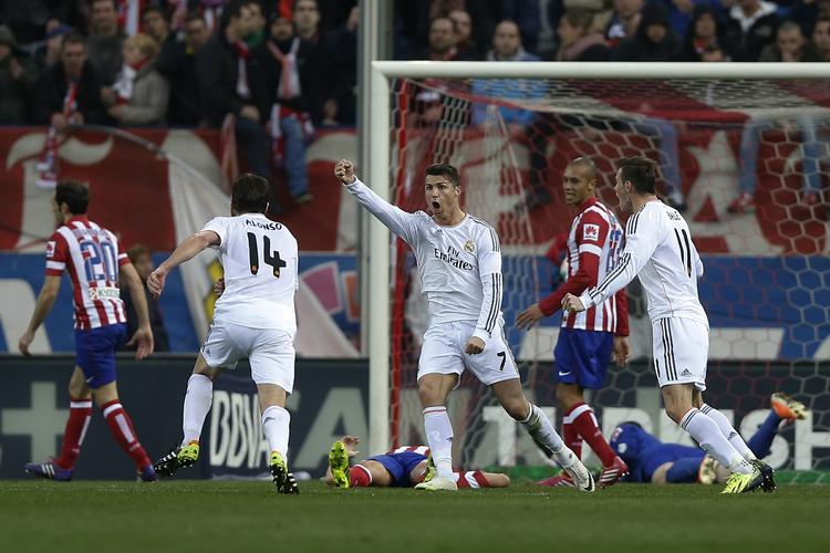 2-2. En flad firsttimer af Cristiano Ronaldo sikrede Real Madrid uafgjort mod Atletico Madrid. 