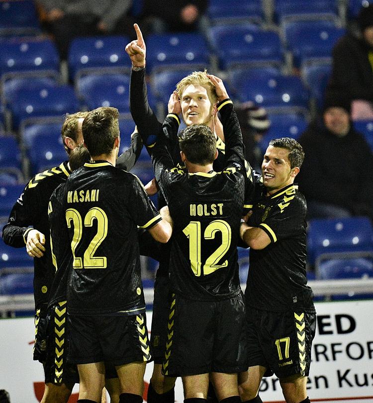 Matchvinder. Straffesparket blev begået mod Simon Makienok, der selv scorede kampens enlige mål. 