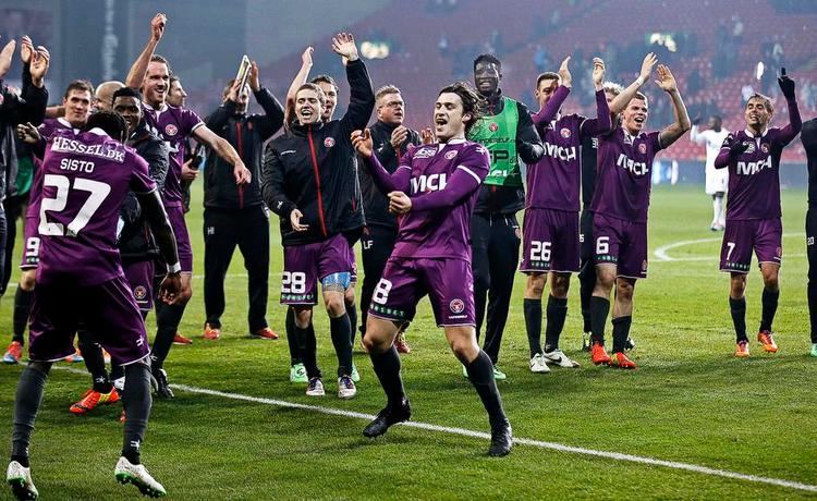 Jubel. FCM har for alvor kurs mod klubbens første danske mesterskab. 