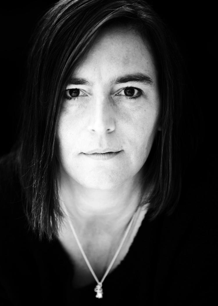 Selvudgiver. Eva Maria Fredensborg har selv udgivet sin bog 'Én gang morder'. Den har indtil videre givet et overskud på mere end 100.000 kroner. Pr-foto: Jens Peter Engedal 