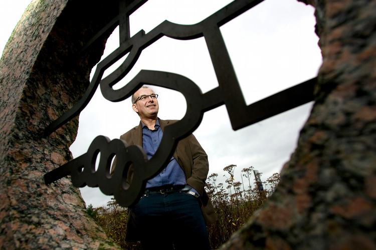 farvel. Formanden for Krifa, Søren Fibiger Olesen, kan notere, at 399 medlemmer forlod hans fagforening sidste år. 