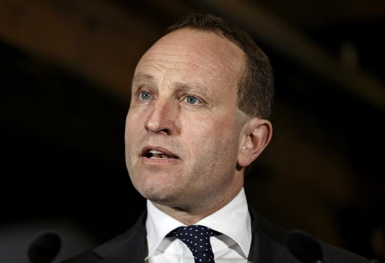 KONSEKVENSER. Volden, der i nat kostede 25 personer livet i Ukraines hovedstad Kijev, skal have konsekvenser for de ansvarlige, siger udenrigsminister Martin Lidegaard. 