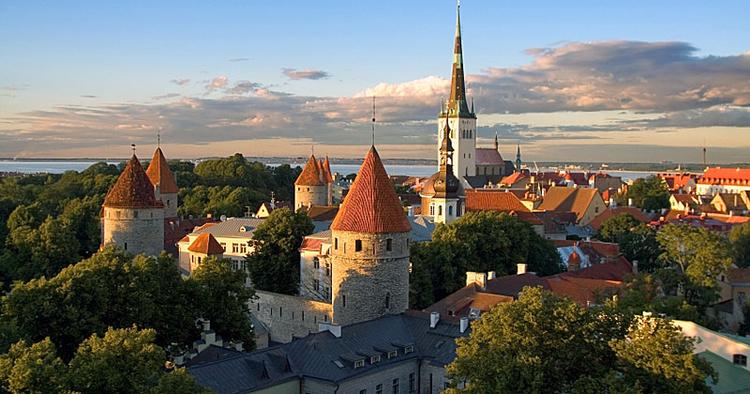 Glemt. Tallinns gamle by - se så at komme af sted. 