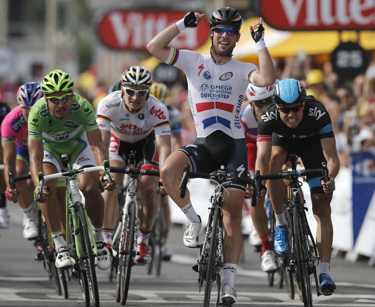 Hurtige. Cavendish (forrest) og Greipel (bagerst) er to af feltets store specialister på de afgørende meter. 