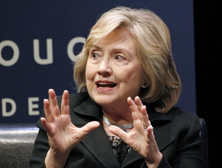 Mediekrig. Hillary Clinton, tidligere amerikansk udenrigsminister, har sammenlignet Putins handlinger med 30'ernes Tyskland. 